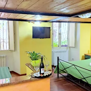 La Casa Simpatia - Con Parcheggio A Richiesta Convenzionato ! , Roma Italia