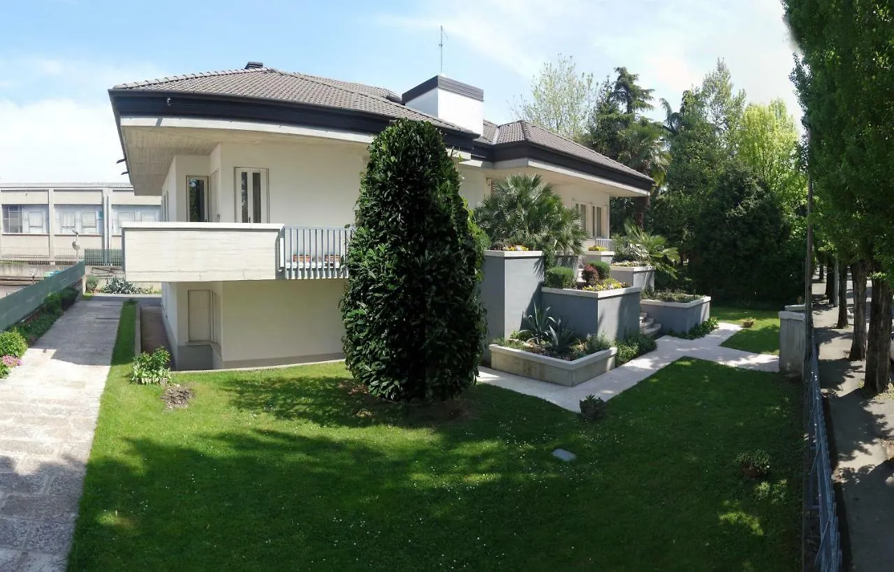 Bed & Breakfast Biancavilla B&B Brescia